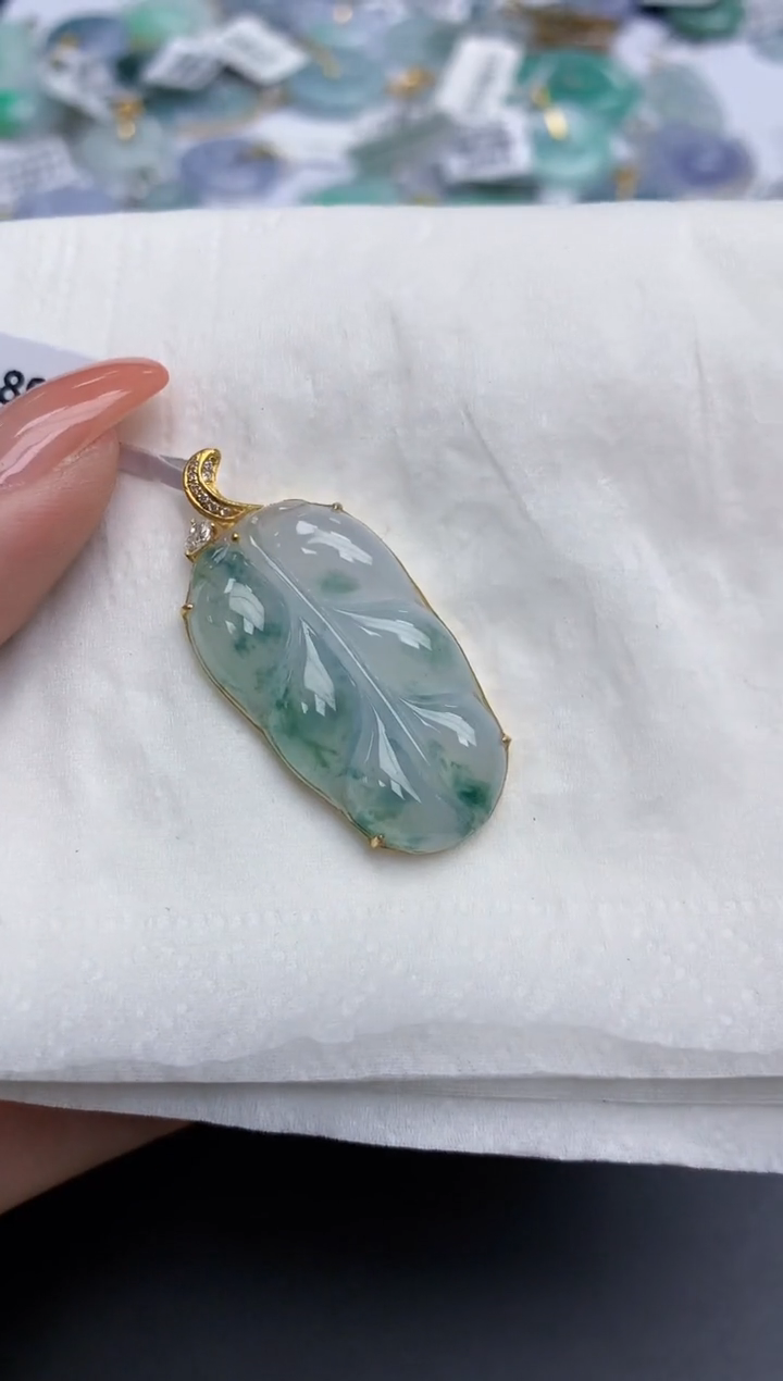 【闪购商品】翡翠颈饰18K金镶嵌天然缅甸翡翠A货