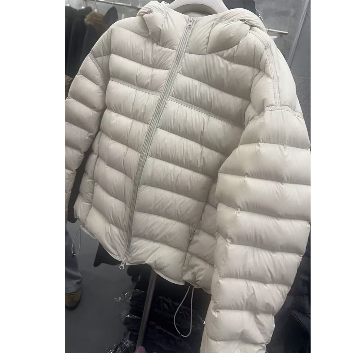 东大门羽绒服（不支持退换）