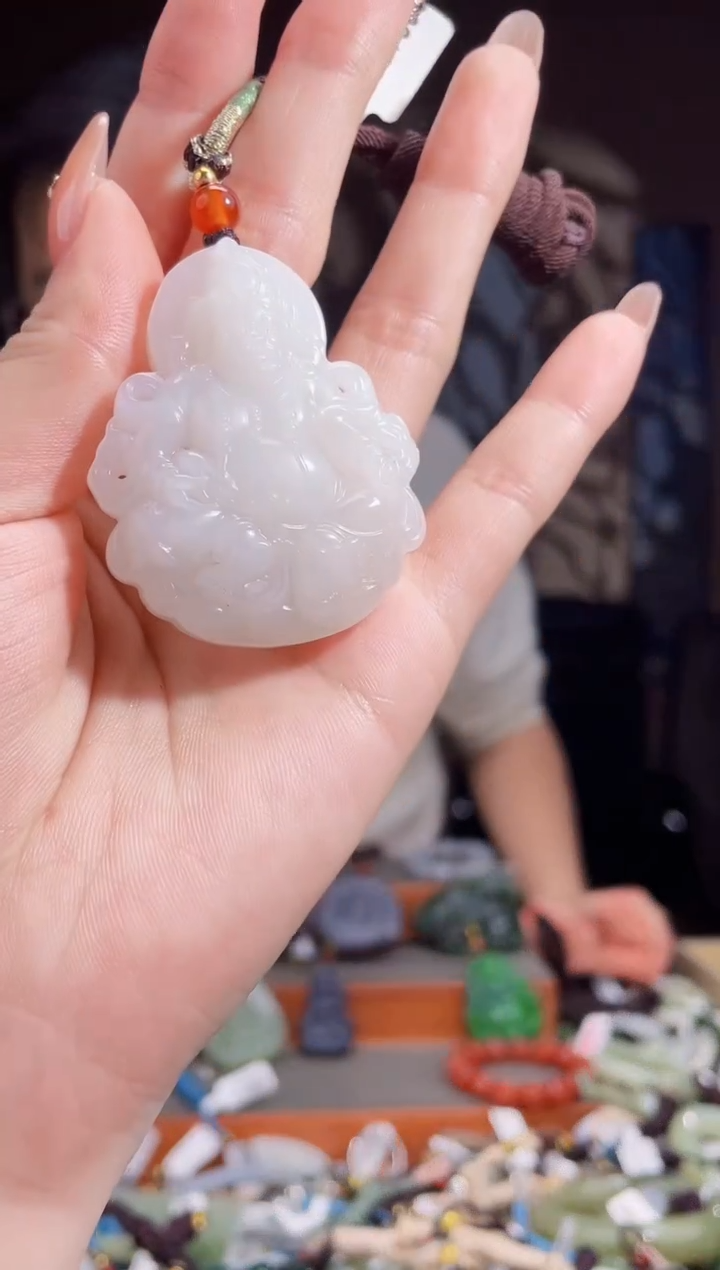 【闪购商品】和田玉颈饰未镶嵌拍一发一