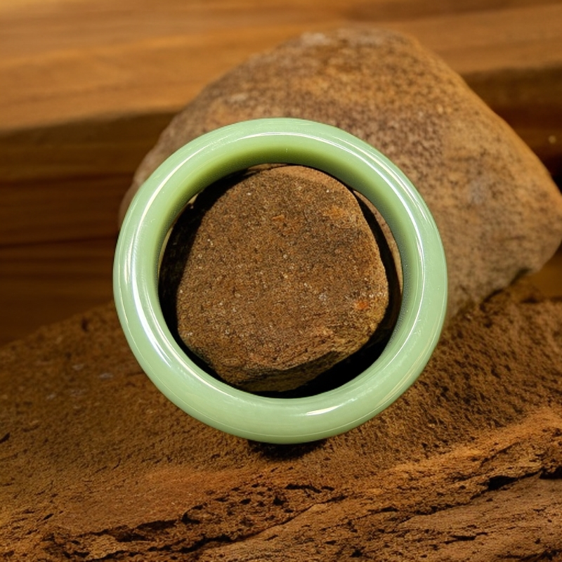 天然和田玉手镯俄罗斯碧玉粉清