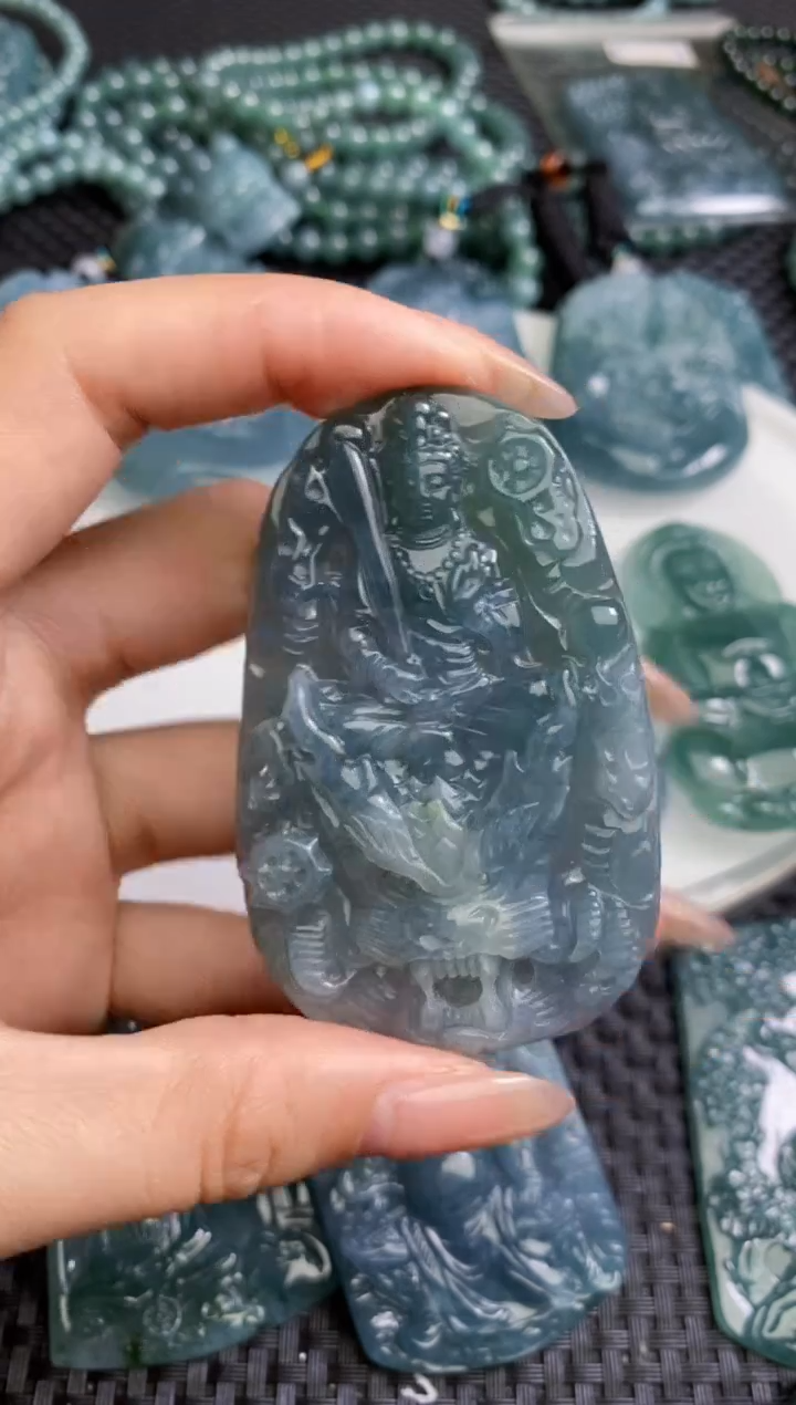 【闪购商品】翡翠颈饰未镶嵌111111111