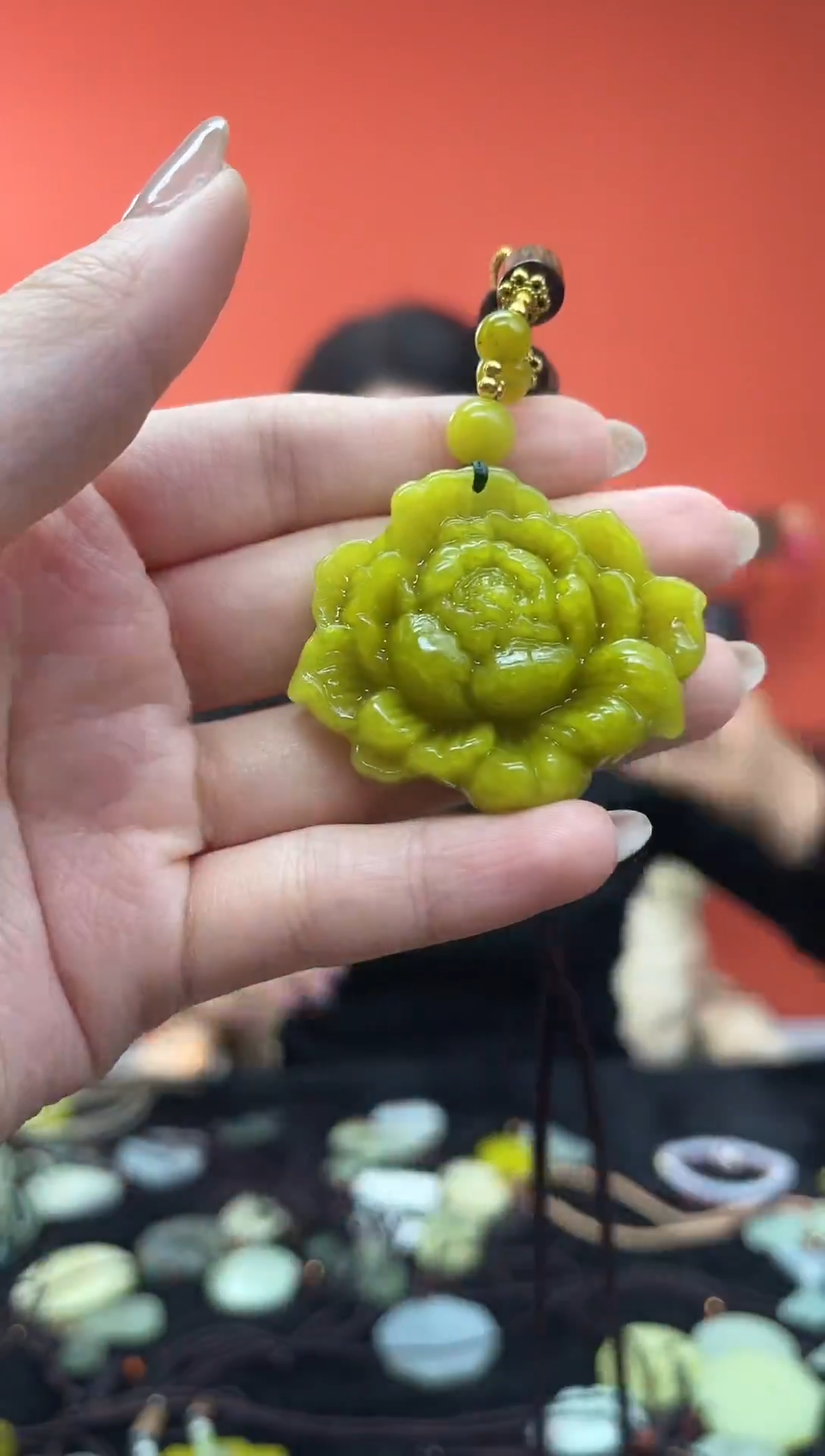 未镶嵌岫玉手串`