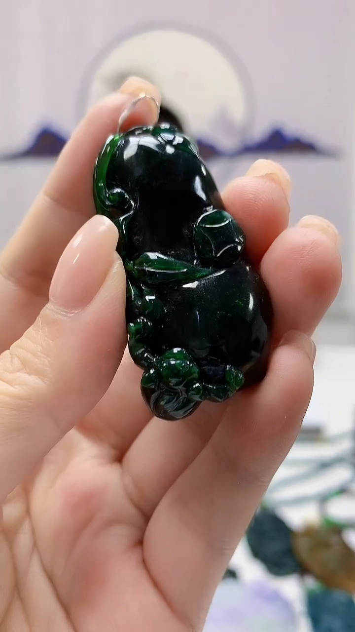 【闪购商品】定制翡翠未镶嵌4812ms-毛货瓜赠珠链76