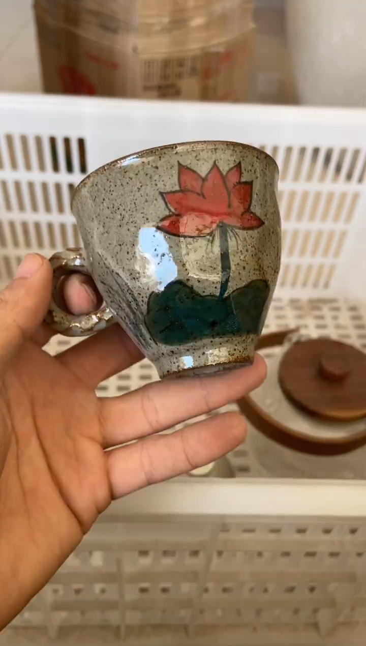 杯子瓷无运费险有瑕疵的摄影的产品有使用过的痕迹有点脏介意勿拍