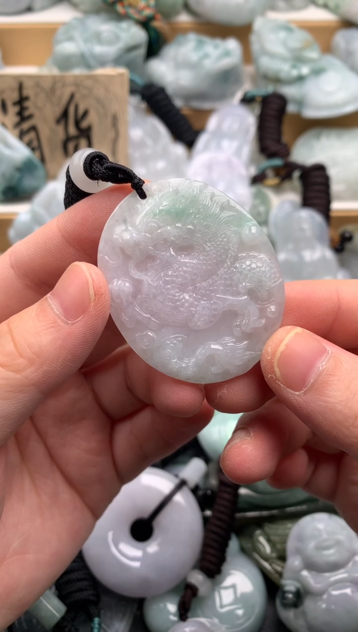 吊坠(不含链)未镶嵌翡翠1