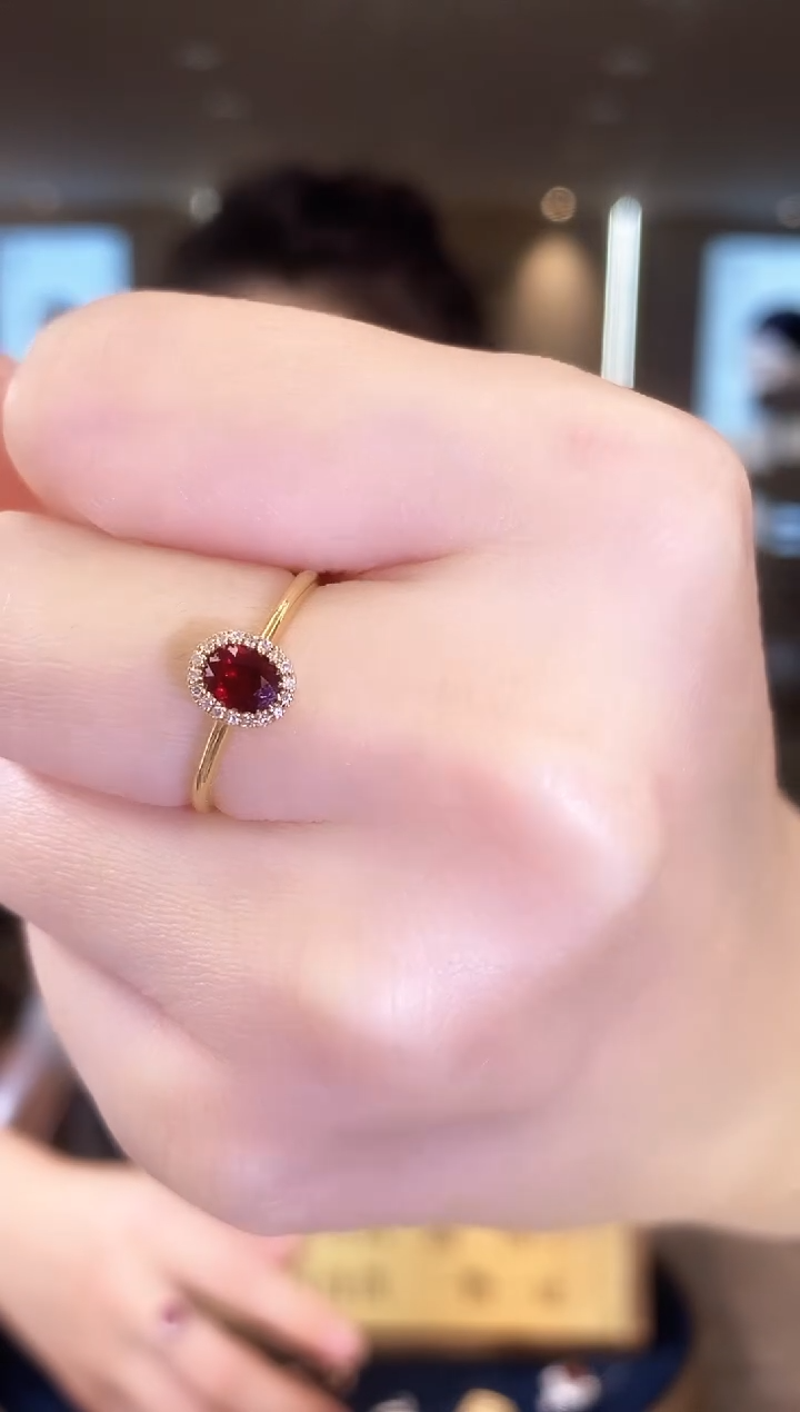 【闪购商品】红宝石戒指18K金镶嵌k03