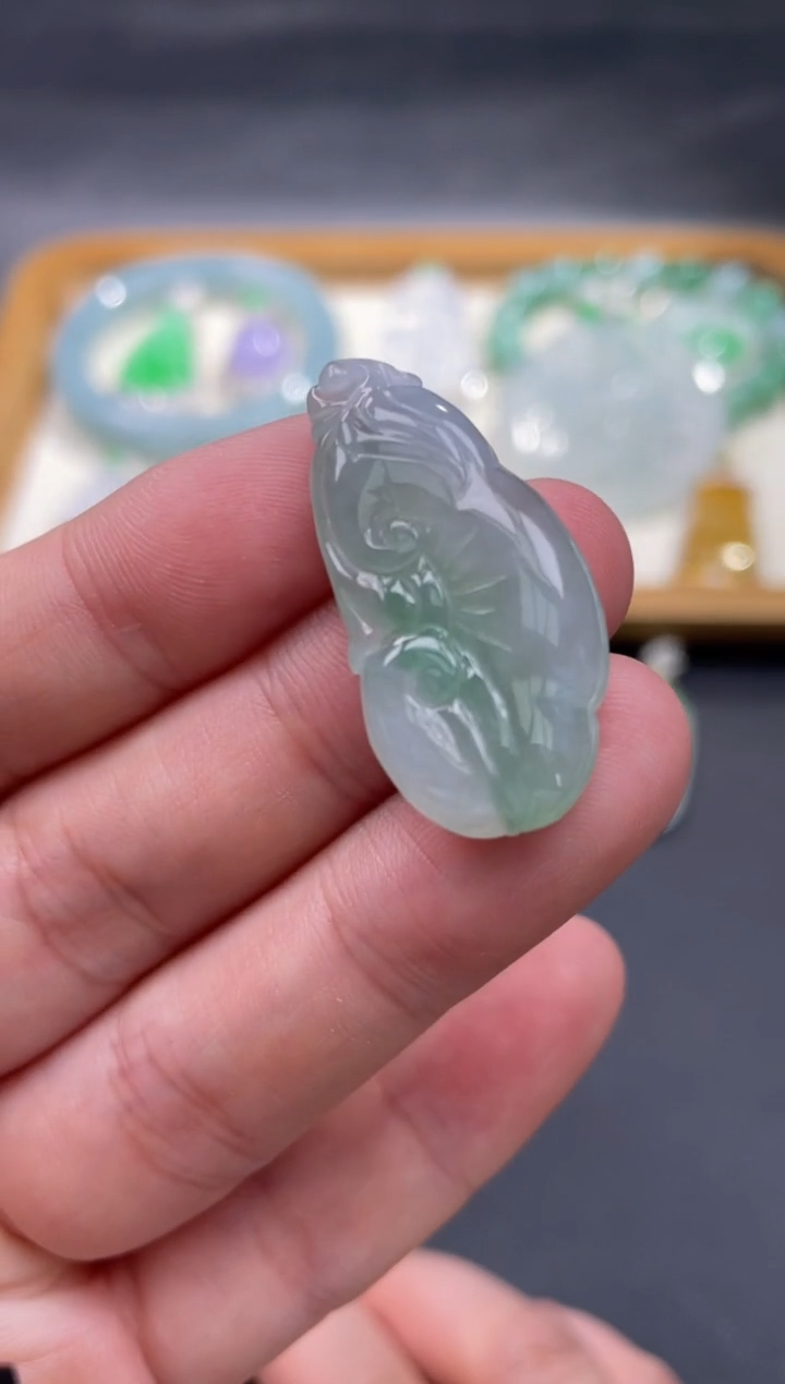 【闪购商品】翡翠颈饰未镶嵌33...........