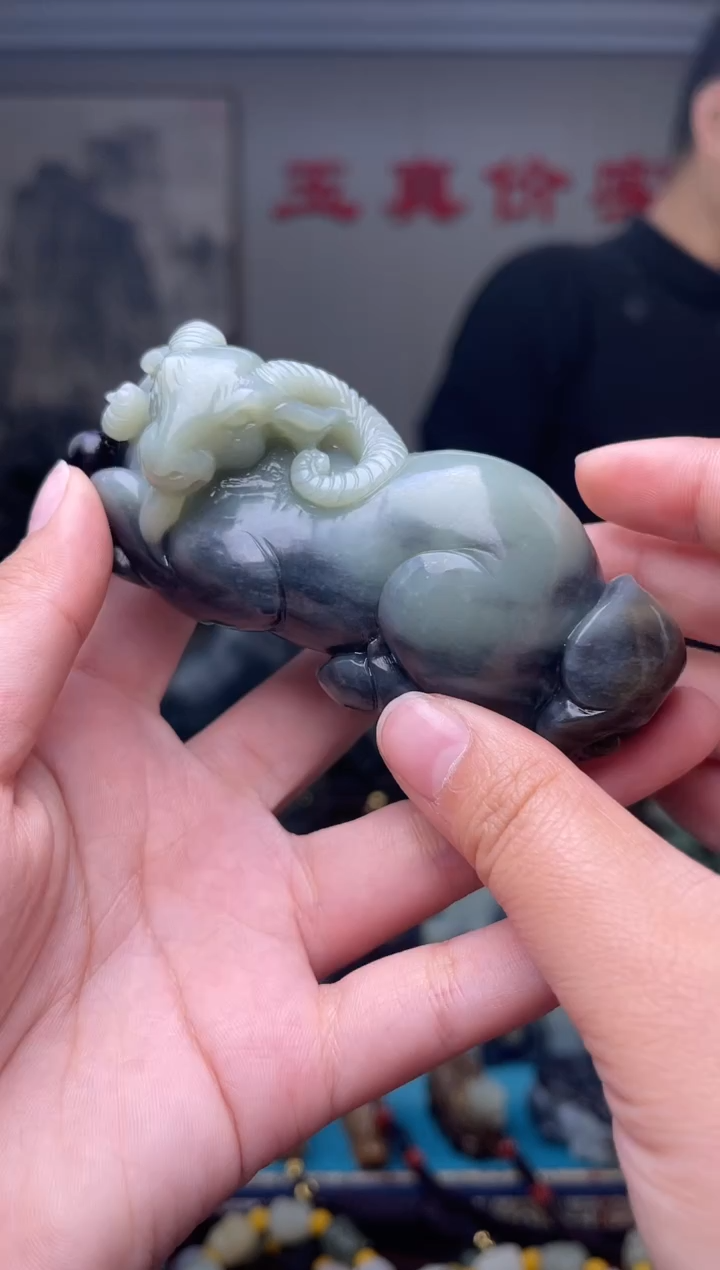 未镶嵌和田玉挂件1