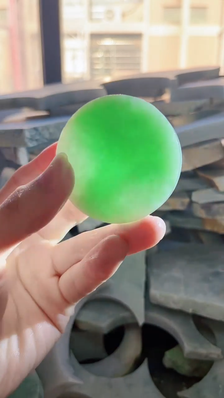 裸石翡翠已*置缅甸翡翠A货1565