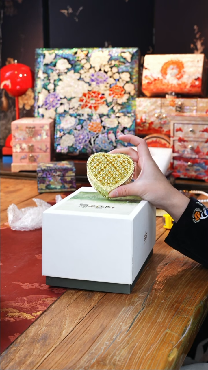 【闪购商品】瓷片豆包儿推荐饰品摆件