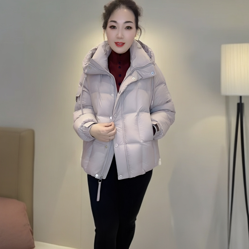 2025时尚休闲显瘦短款百搭韩版羽绒服小个子冬季