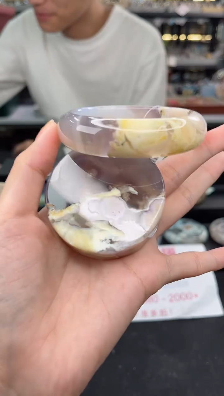 【闪购商品】石英质玉手镯未镶嵌60圈口（赠品镯心）677074