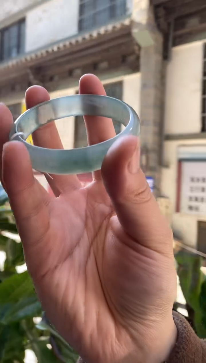 【闪购商品】翡翠手镯未镶嵌58圈