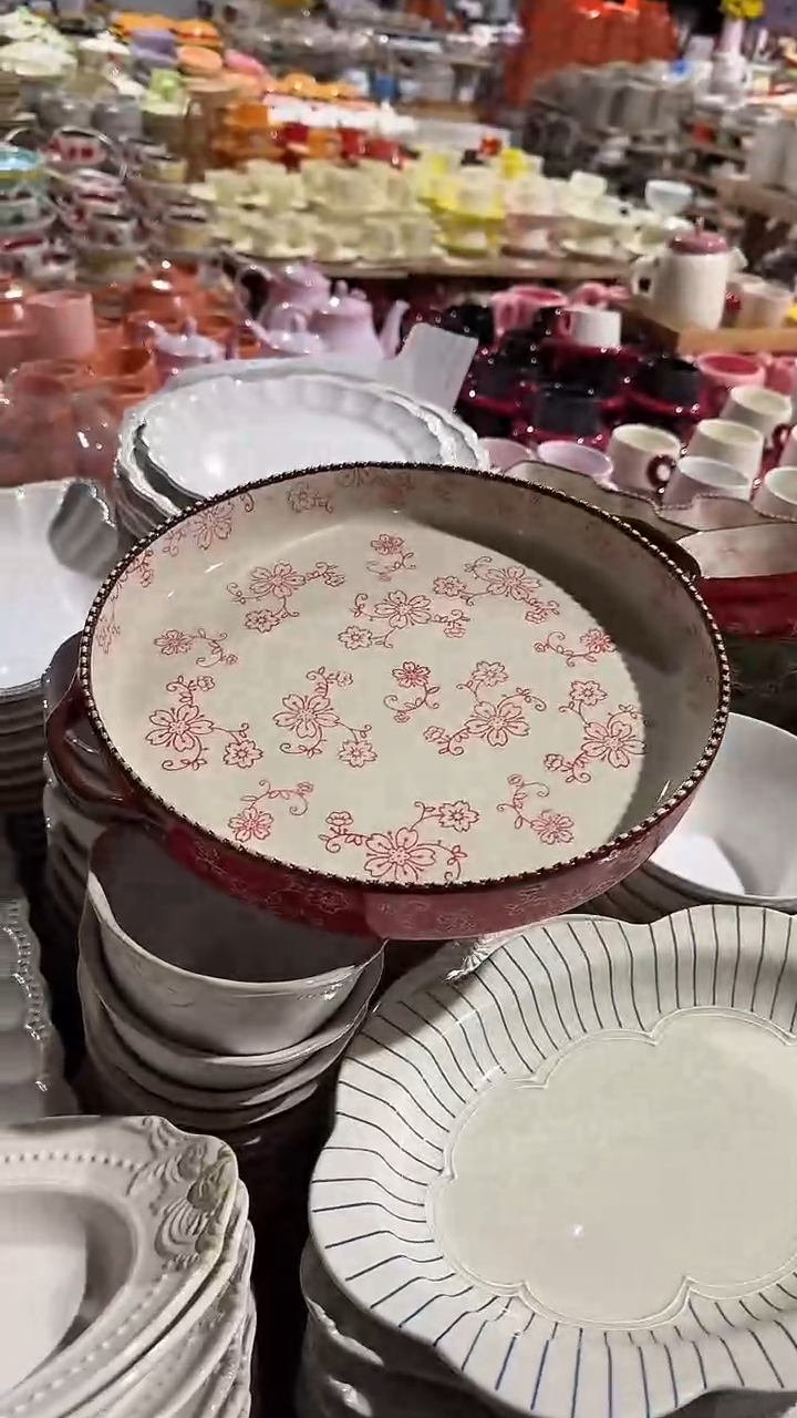 陶瓷11英寸圣诞红色双耳深盘微瑕 凑满20元包邮