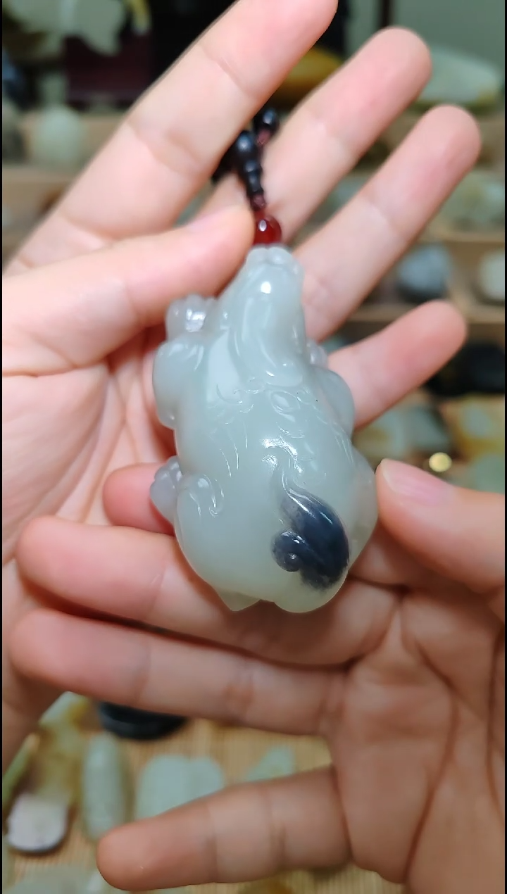 【闪购商品】和田玉把件未镶嵌新疆和田玉青花貔貅把件