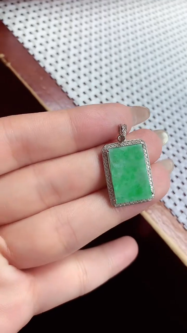 【闪购商品】翡翠颈饰银S925镶嵌吊坠