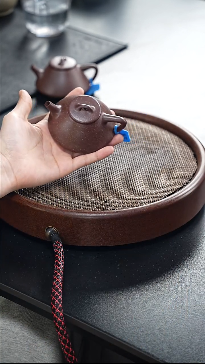 茶壶紫砂子冶-紫玉金砂-全手工微微瑕 容量-140cc