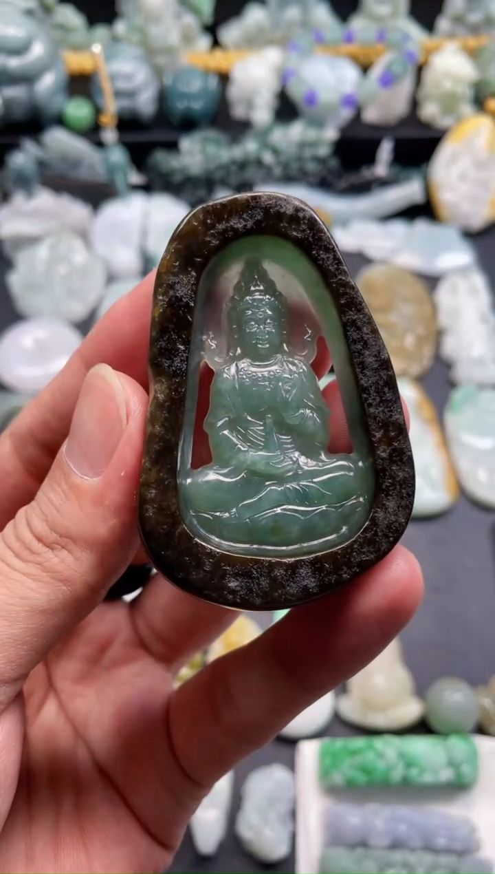 颈饰未镶嵌翡翠周*友天然翡翠a货