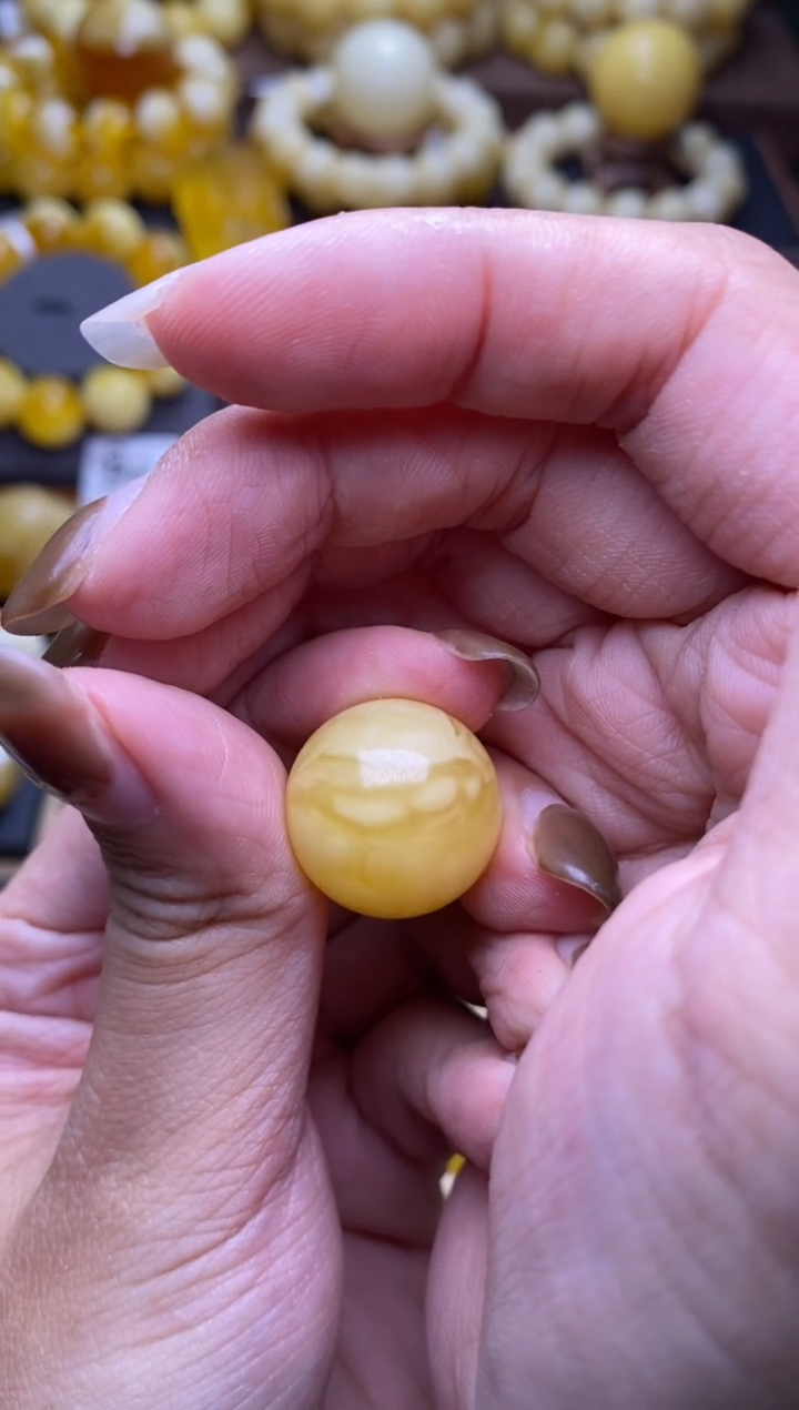 【闪购商品】琥珀裸石未镶嵌大小姐珠宝严选128