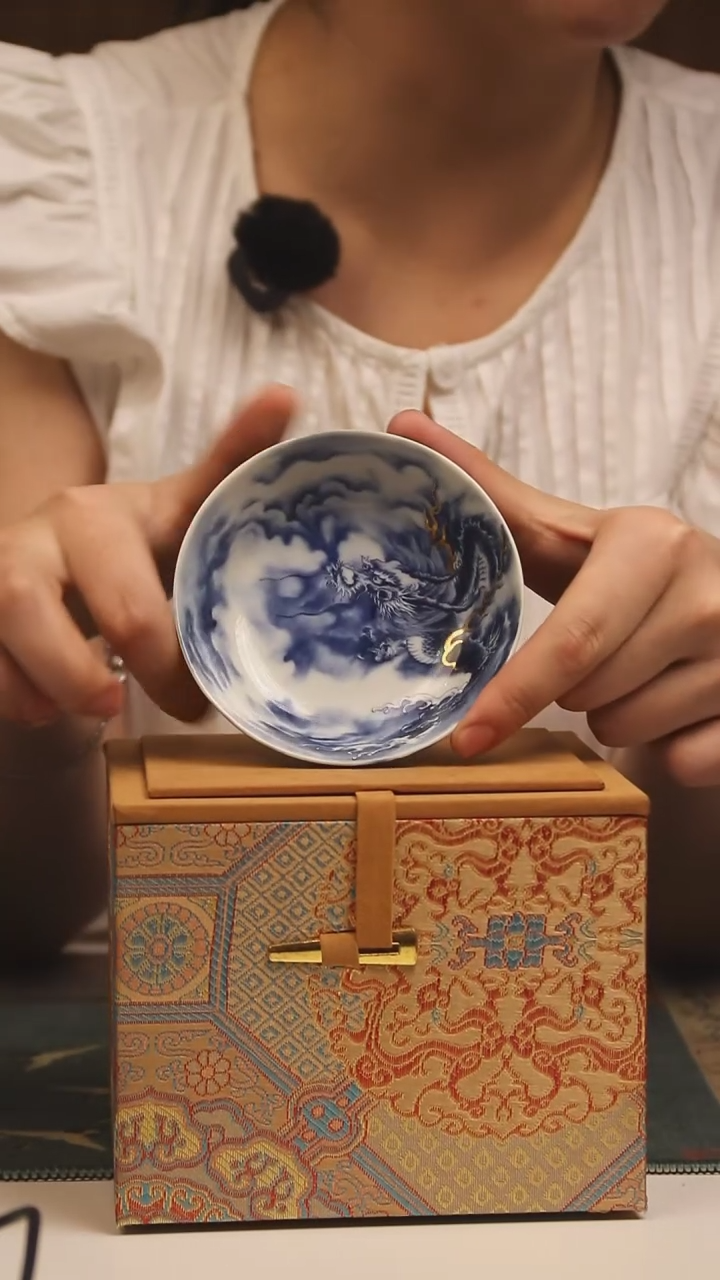 景德镇高温瓷普洱蓝龙