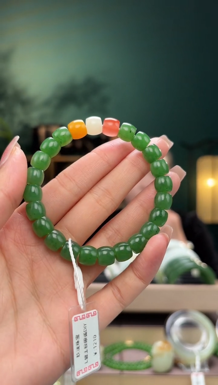 【闪购商品】和田玉手串未镶嵌卡9直切手串