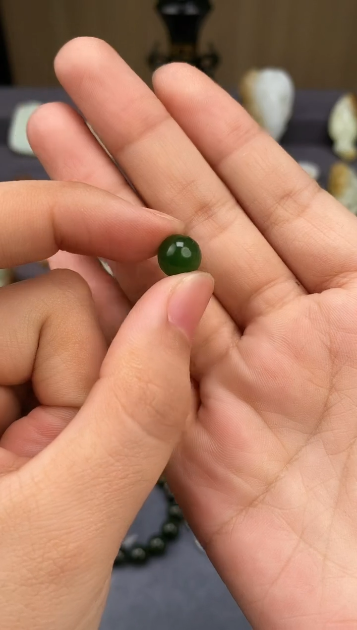 【闪购商品】和田玉-未镶嵌9mm＋碧玉圆珠单珠