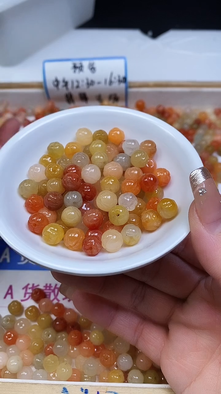 未镶嵌散珠石英质玉B2037 三彩金丝玉莲花珠8mm10个6.8元
