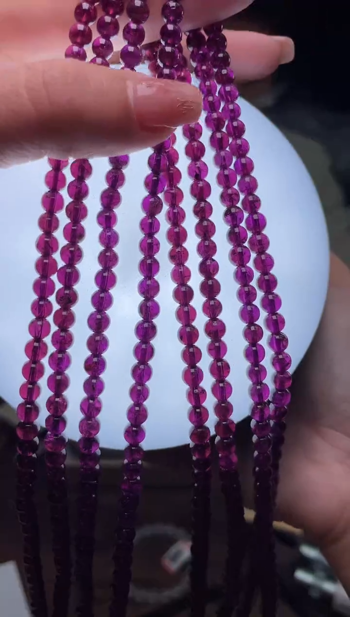 【闪购商品】石榴石手串5/311未镶嵌多样性发一件