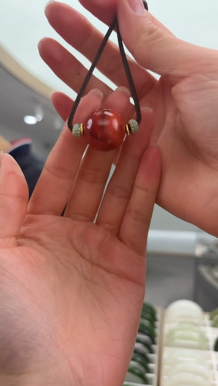 未镶嵌南红玛瑙挂件70