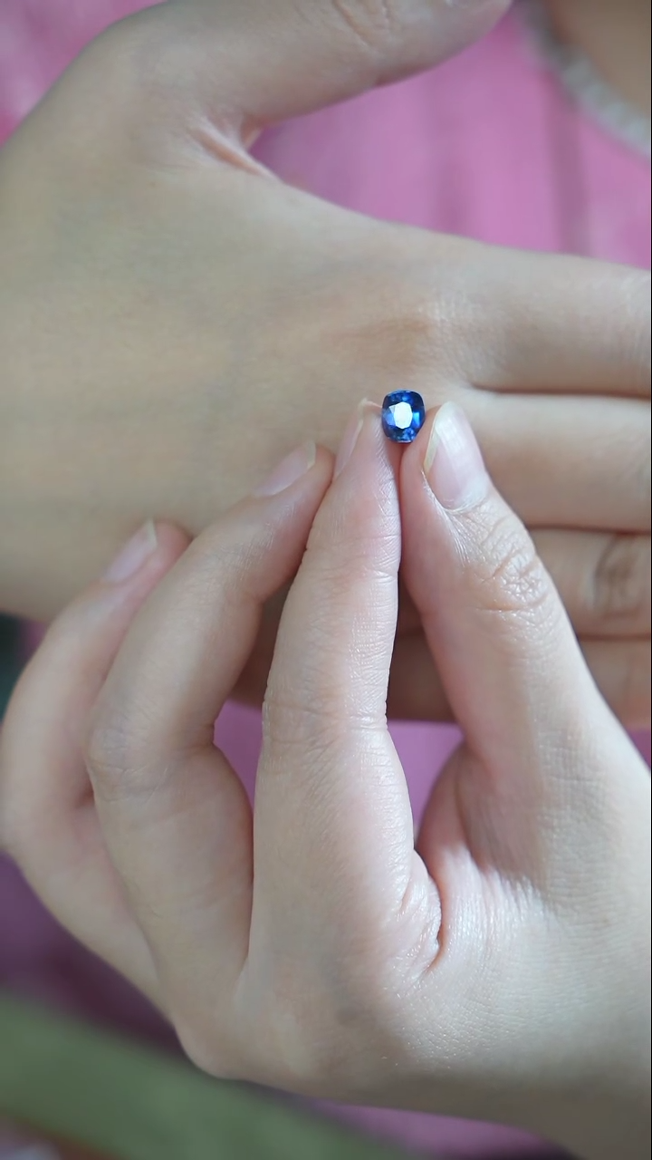 【闪购商品】蓝宝石裸石未镶嵌AA/无烧1.76ct蓝宝，编号0113