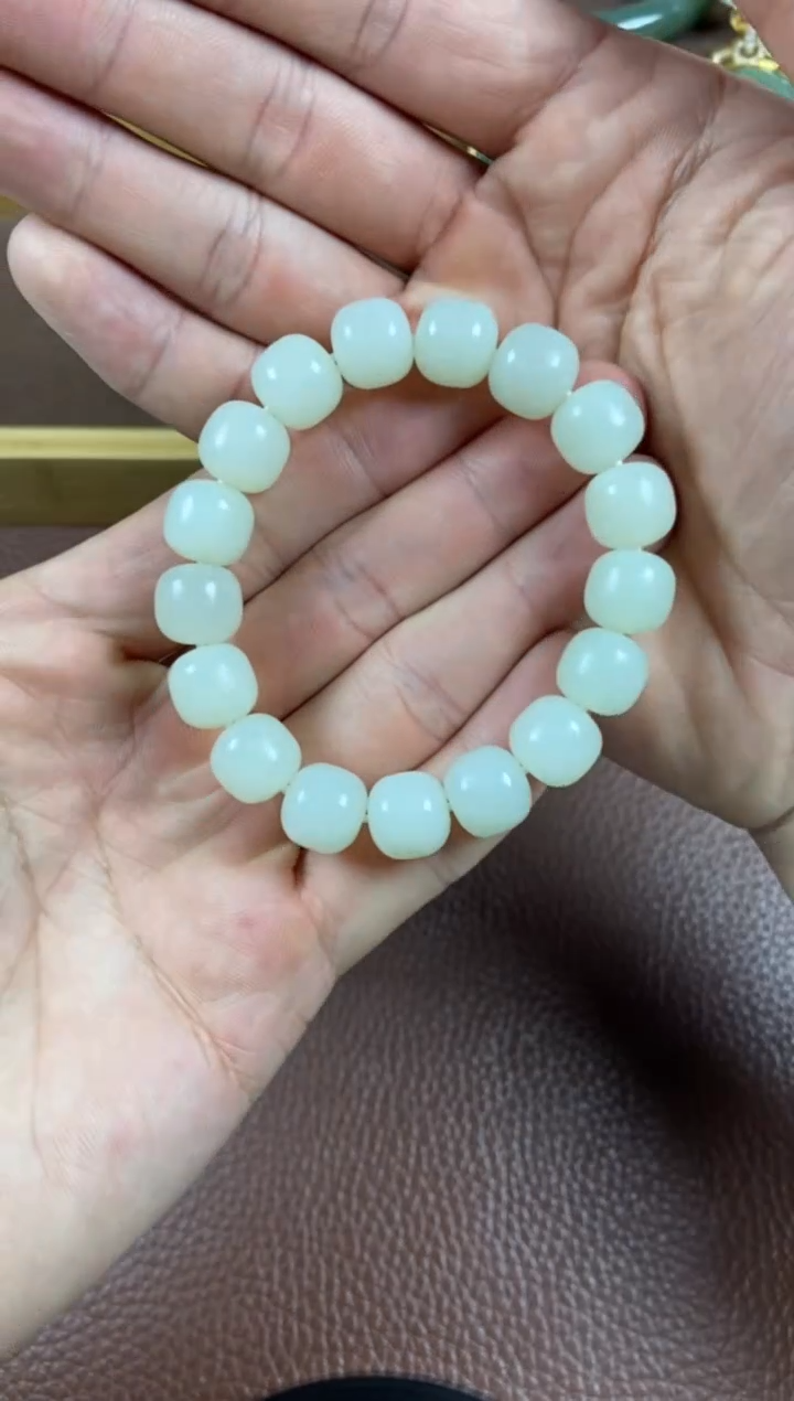 颈饰未镶嵌和田玉5