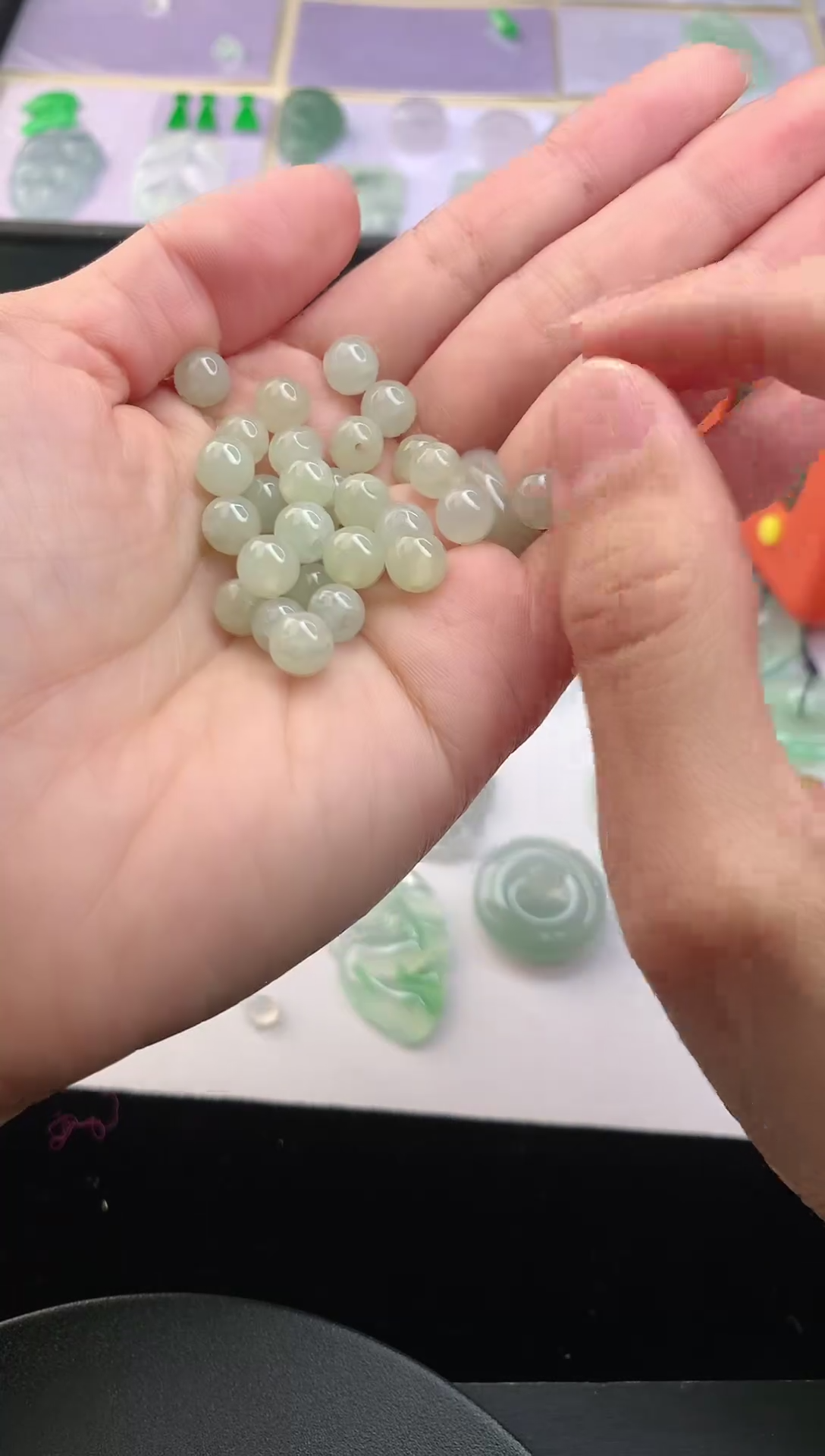 【闪购商品】翡翠裸石翡翠A货珠子30个