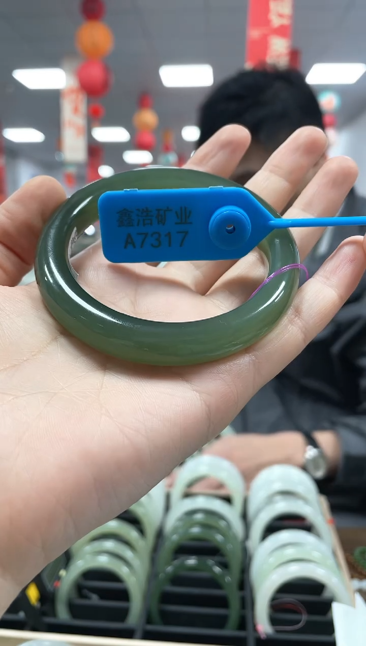 【闪购商品】和田玉手镯未镶嵌圈58 A7317 沙枣青果冻手镯一条