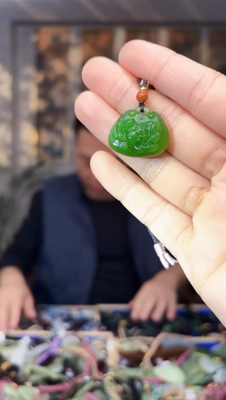 【闪购商品】和田玉颈饰未镶嵌拍一发一