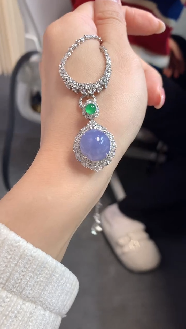 【闪购商品】翡翠吊坠(不含链)18K金镶嵌C31 紫货有一定色差