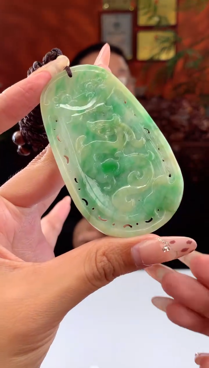 【闪购商品】定制翡翠未镶嵌挂件发货（拍一发一）
