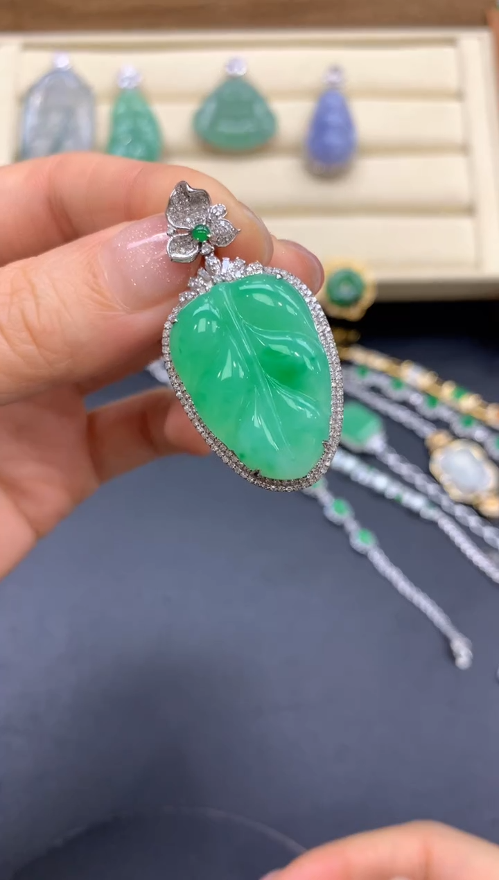 【闪购商品】翡翠颈饰18K金镶嵌627-中国好珍宝