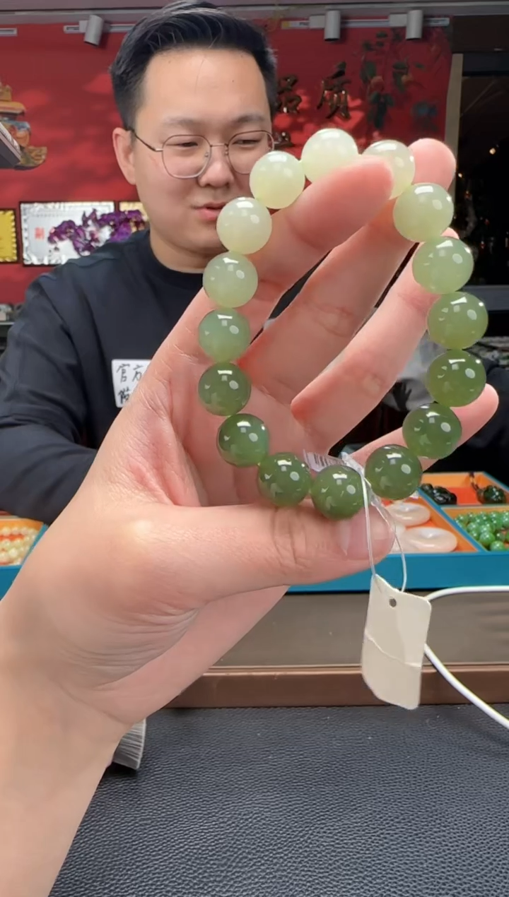 【闪购商品】和田玉手串未镶嵌高冰渐进单圈手串