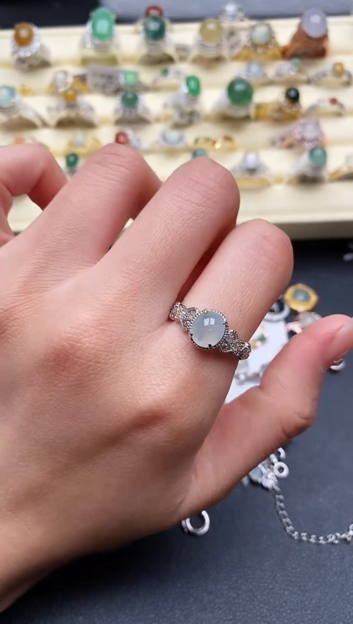 【闪购商品】翡翠戒指银S925镶嵌888888+10