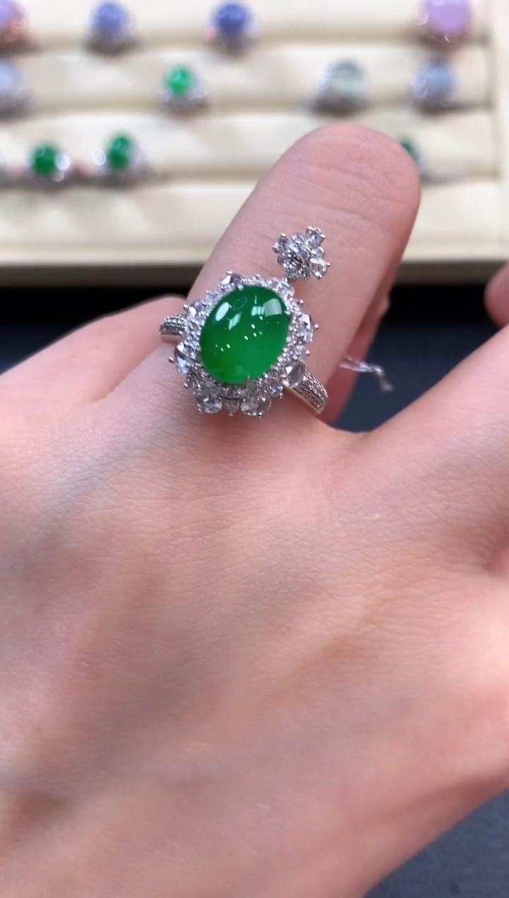 【闪购商品】翡翠戒指18K金镶嵌b154       