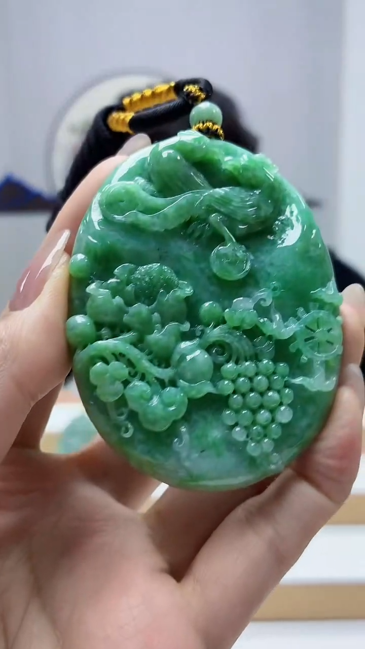 未镶嵌定制翡翠盛***理5060MM-毛货挂件