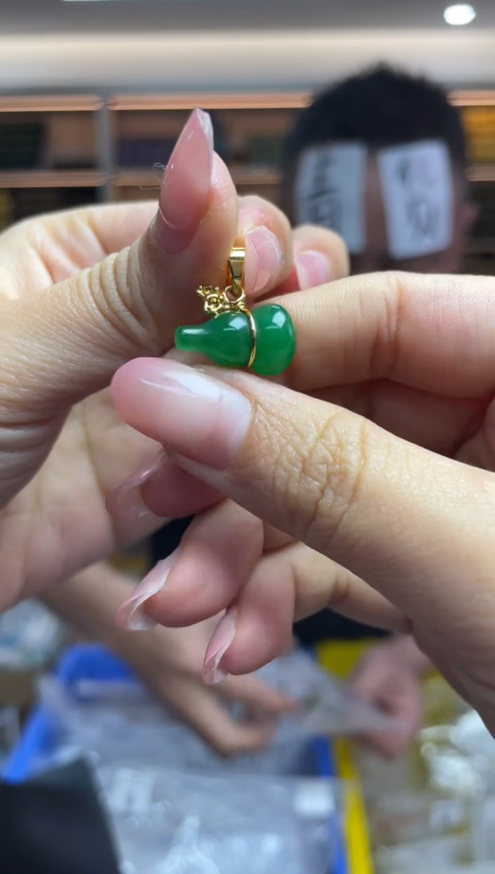 【闪购商品】翡翠颈饰未镶嵌多样性发一件
