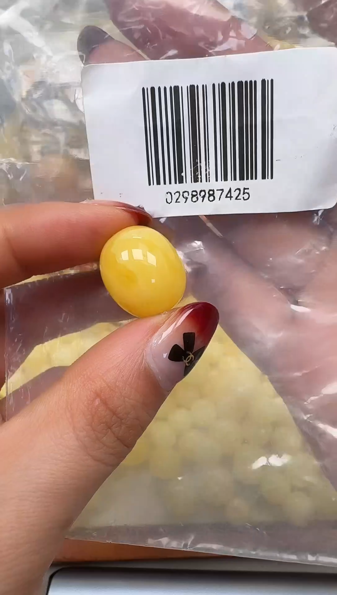 裸石琥珀未镶嵌如图