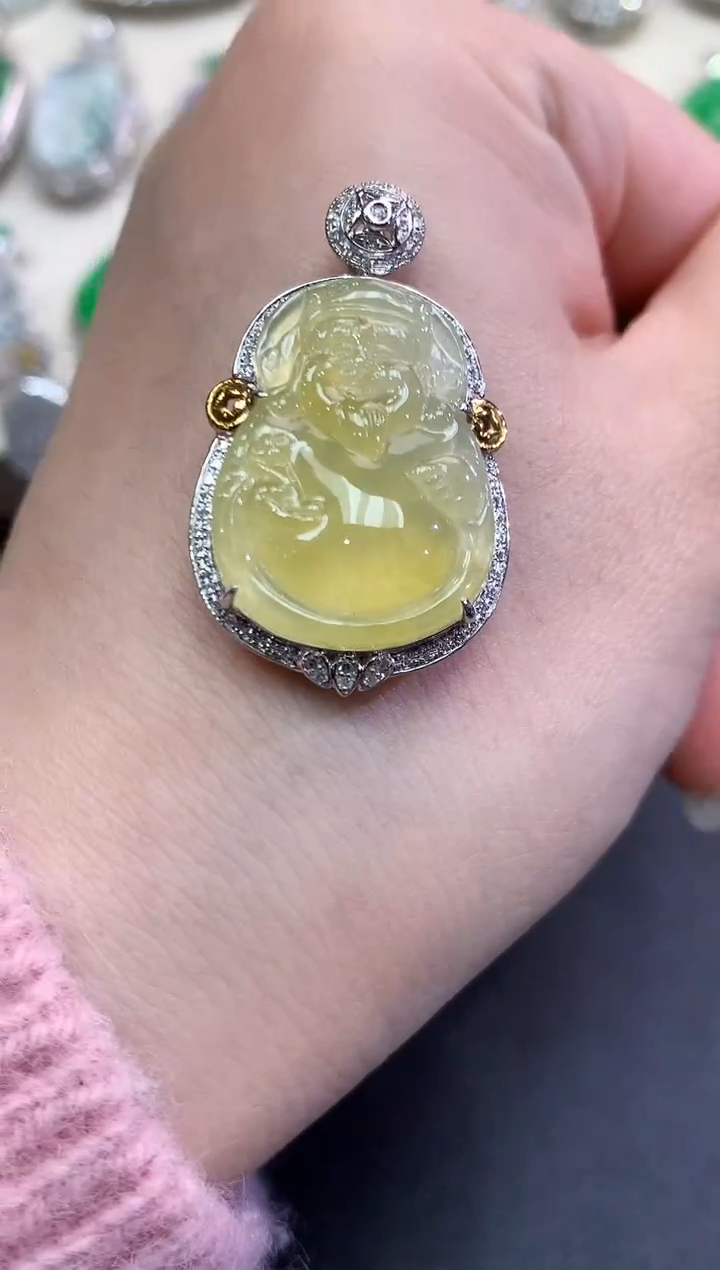 【闪购商品】翡翠颈饰18K金镶嵌B96   