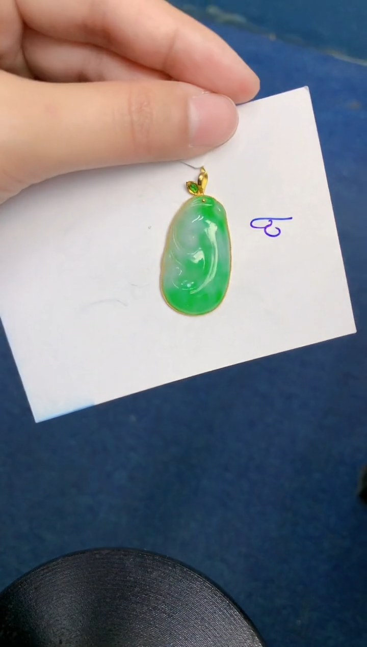 【闪购商品】翡翠颈饰18K金镶嵌000000000