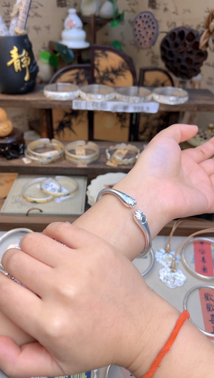 珐琅足银足银999.9纯手工錾刻向日葵猫爪开口手镯