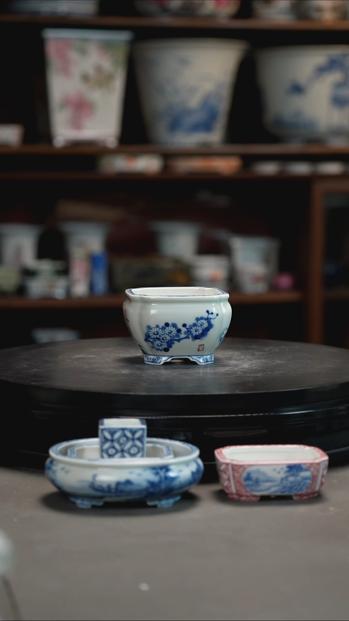 釉下青花手绘盆哈****1釉下青花手绘盆 哈*1