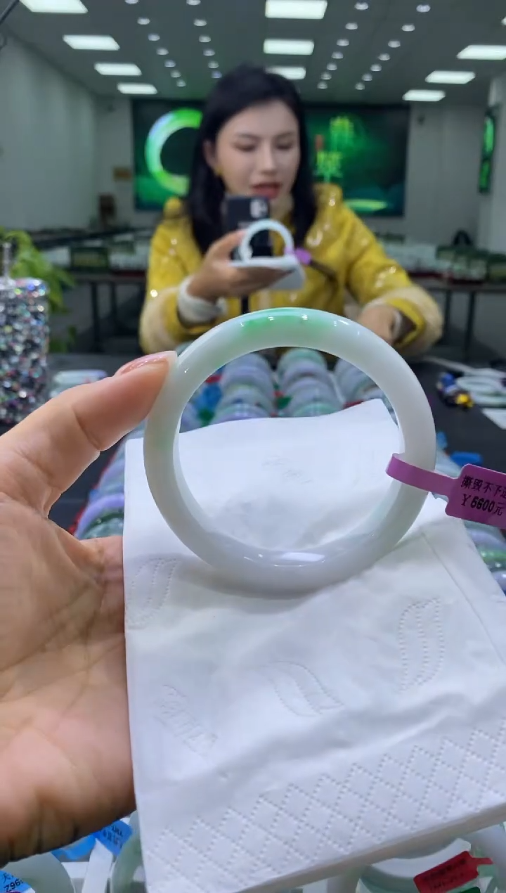 未镶嵌手镯翡翠00003811