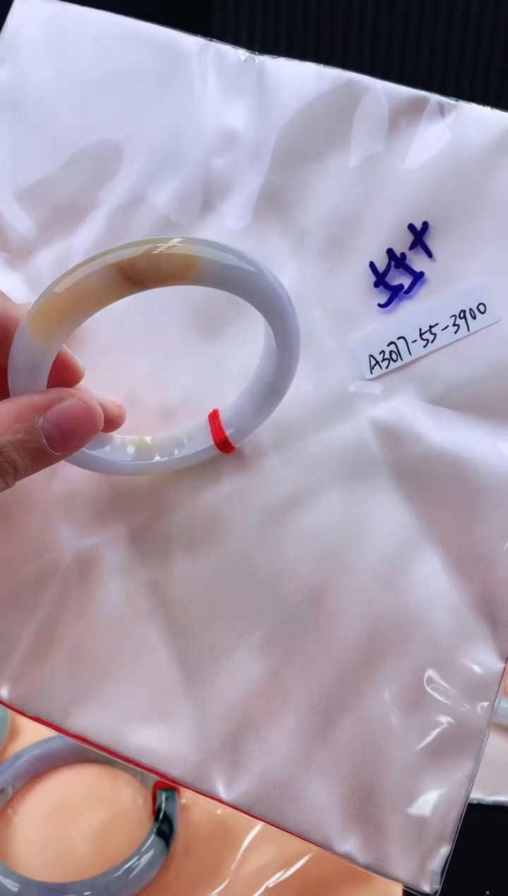 未镶嵌手镯翡翠55