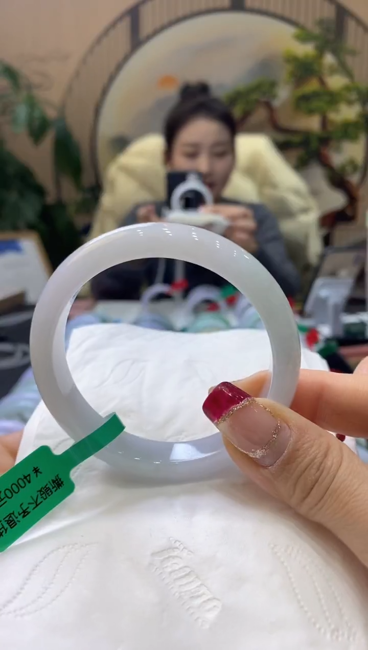 【闪购商品】翡翠手镯未镶嵌99918909